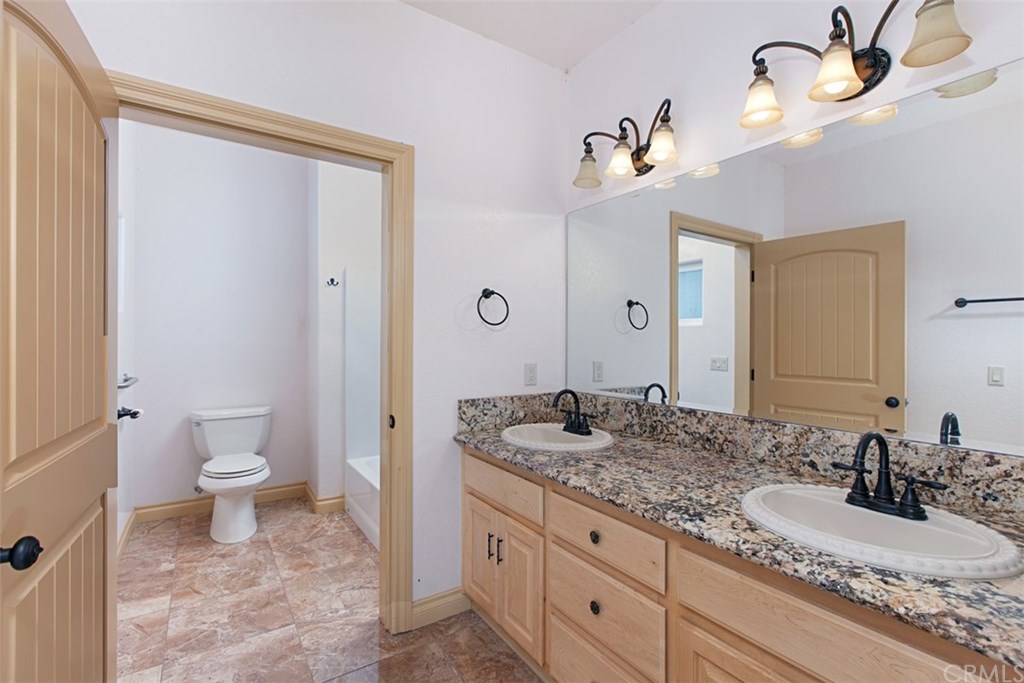 34310 Rawson Road Winchester, CA 92596 - Photo 35 of 63 Guest bath