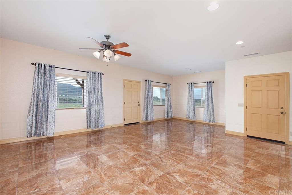 34310 Rawson Road Winchester, CA 92596 - Photo 44 of 63 Guest suite home #1 - Great room