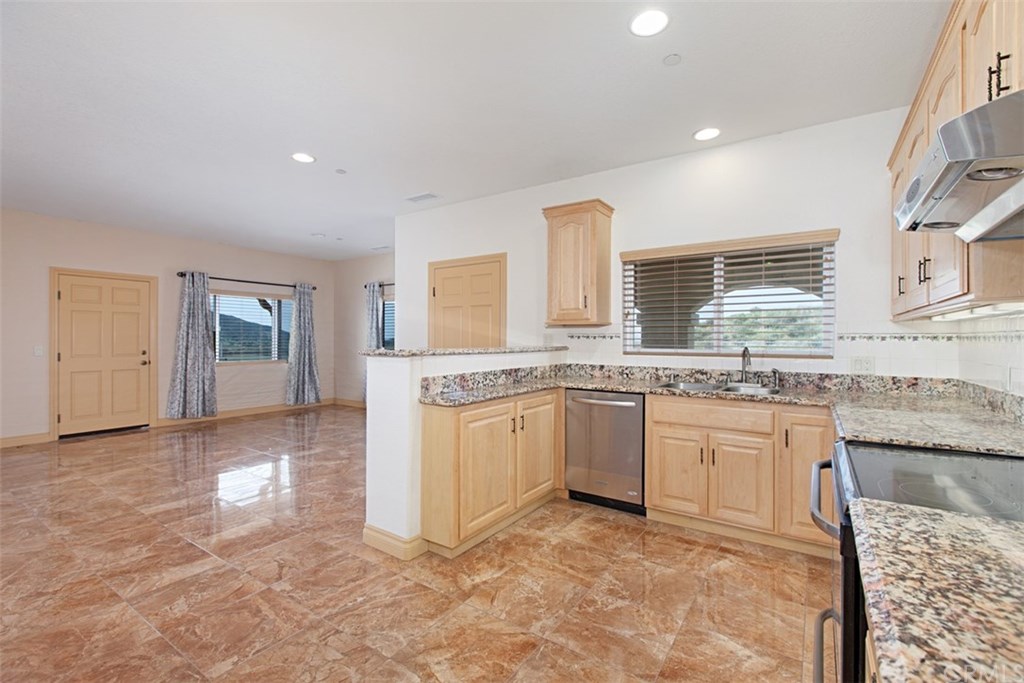 34310 Rawson Road Winchester, CA 92596 - Photo 46 of 63 Guest suite home #1 kitchen area