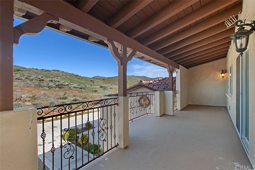 34310 Rawson Road Winchester, CA 92596 - Photo 10 of 63