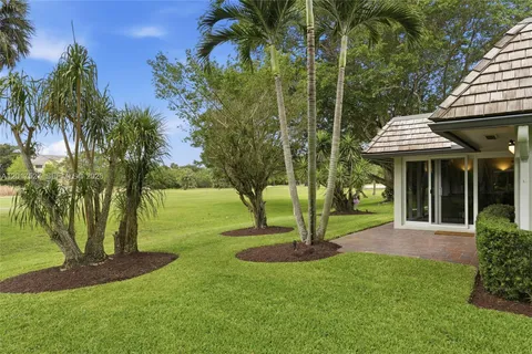 $730,000 | 4002 South Cypress Lane, Unit P17, Pompano Beach, FL 33069