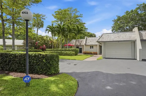 $730,000 | 4002 South Cypress Lane, Unit P17, Pompano Beach, FL 33069