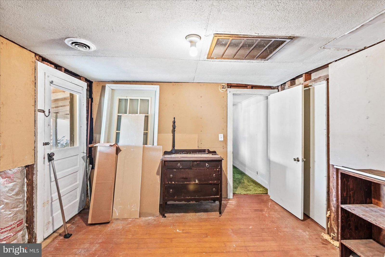 140 Barrett Heights Road Stafford, VA 22554 - Photo 15 of 39 a view of a walk in closet