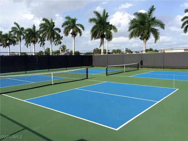 a view of a tennis court