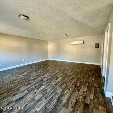 $179,900 | 2513 Calle Hermosa Street, Gautier, MS 39553