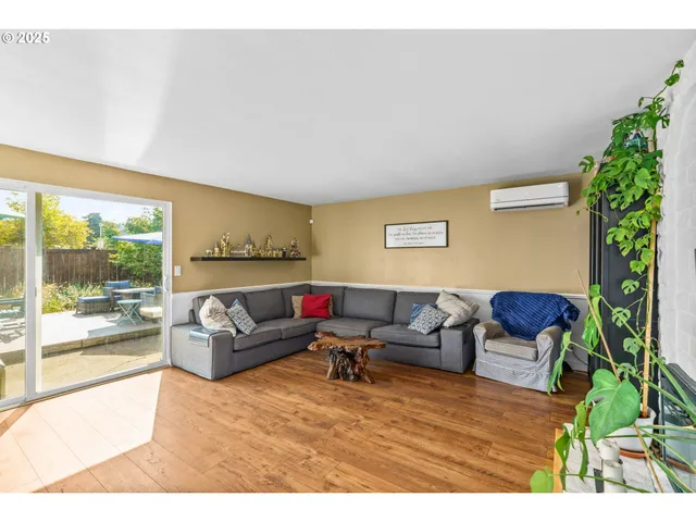 $549,000 | 3837 Kevington Avenue, Eugene, OR 97405