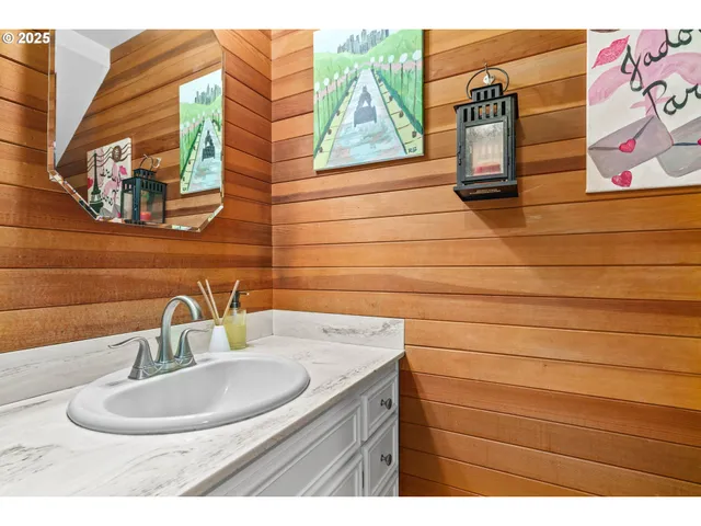 $549,000 | 3837 Kevington Avenue, Eugene, OR 97405