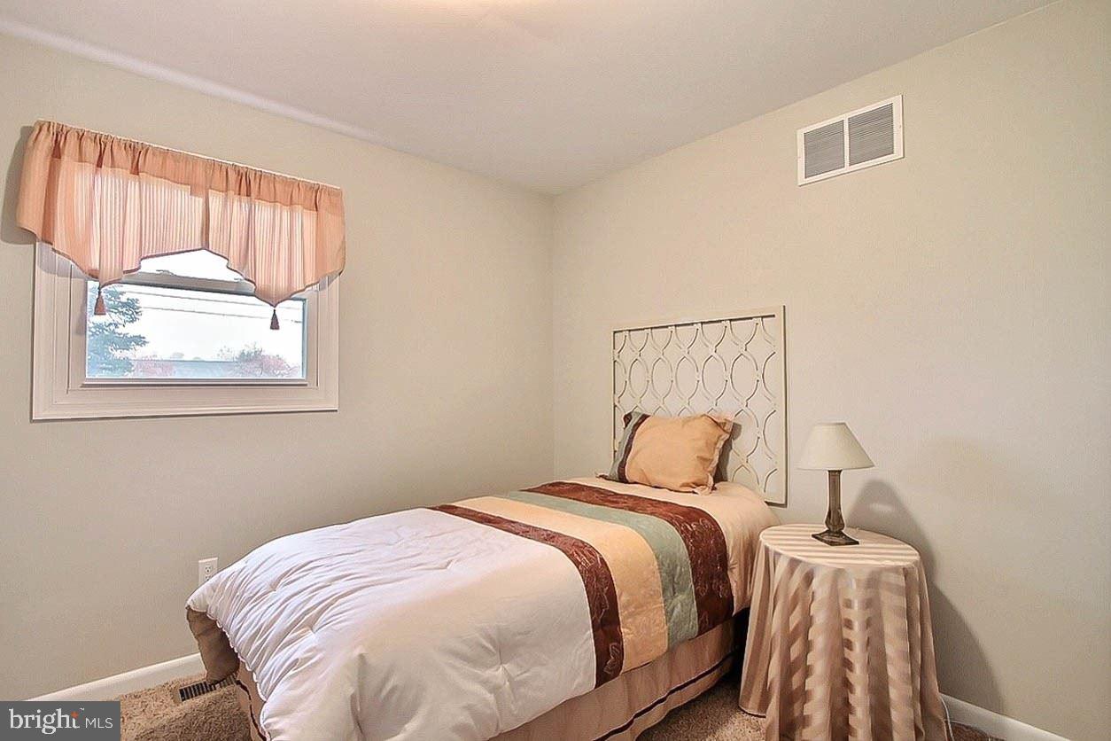 19 South Ridge Road Thomasville, PA 17364 - Photo 14 of 26