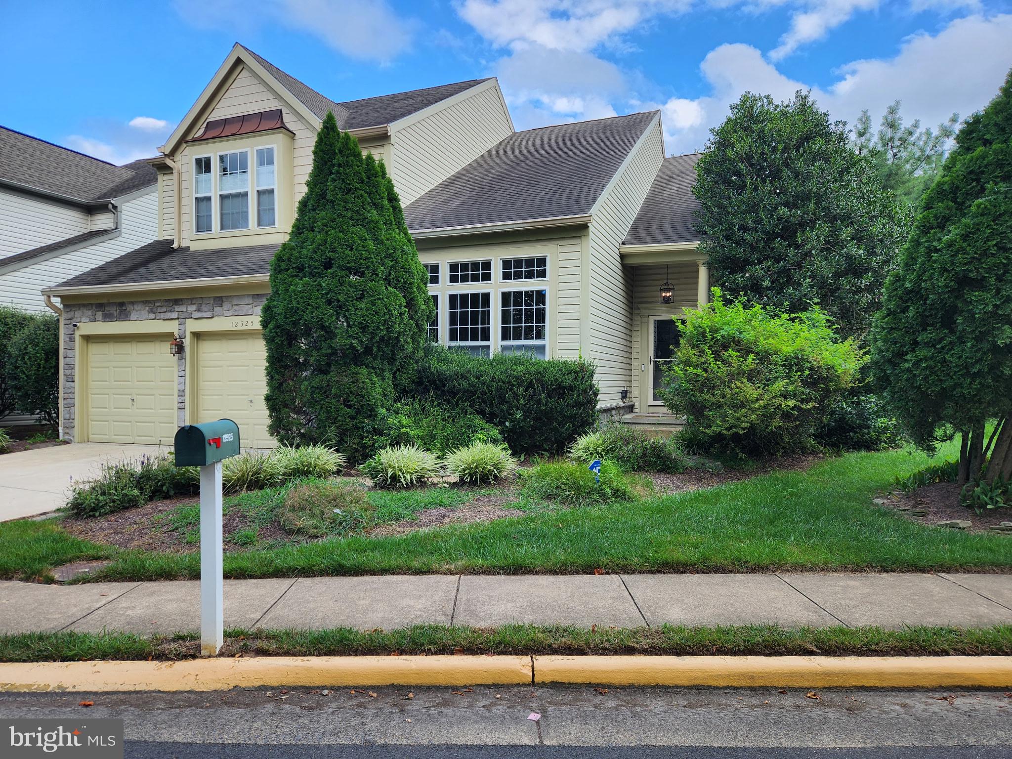 12525 Fox View Way Reston, VA 20191 - Photo 1 of 13 Beautiful, contemporary home