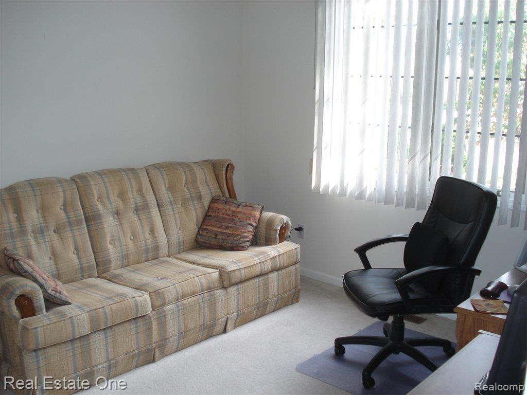 750 Shortridge Avenue Rochester, MI 48307 - Photo 8 of 15 BR 2