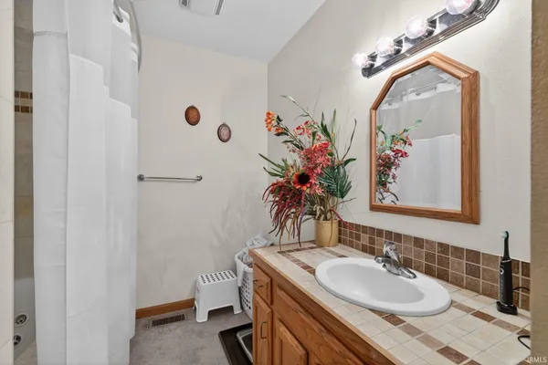 $239,000 | 9557 South Lake Ridge Drive, Unit 140, Bloomington, IN 47401