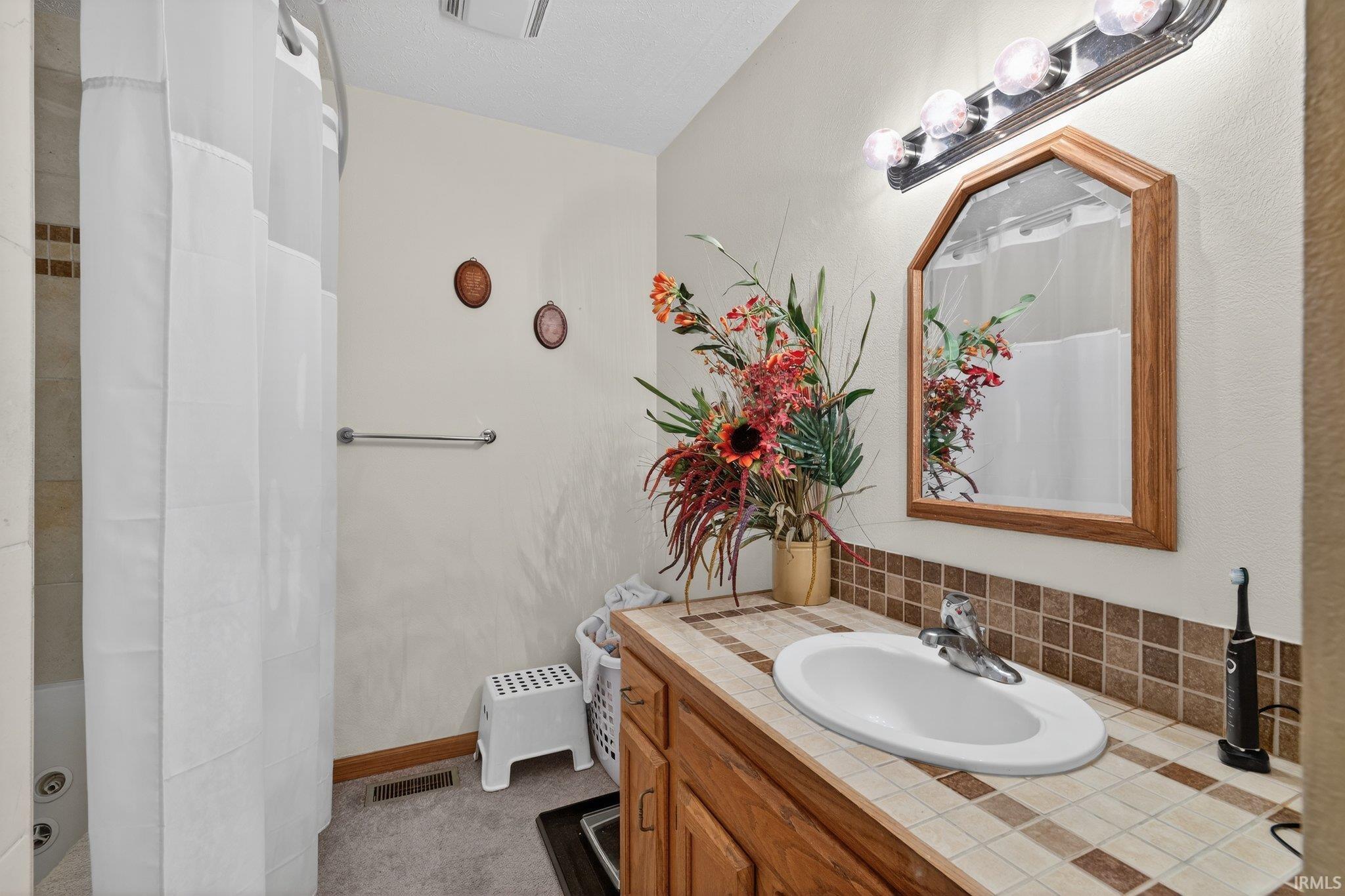 9557 South Lake Ridge Drive, Unit 140 Bloomington, IN 47401 - Photo 15 of 17