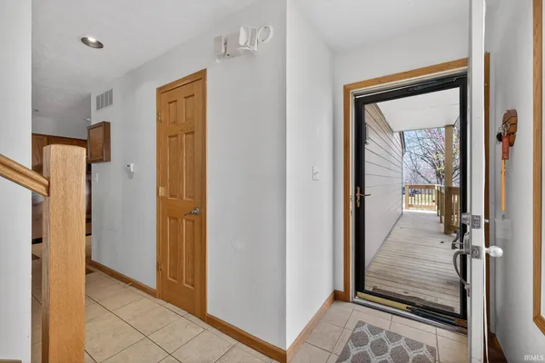 $239,000 | 9557 South Lake Ridge Drive, Unit 140, Bloomington, IN 47401