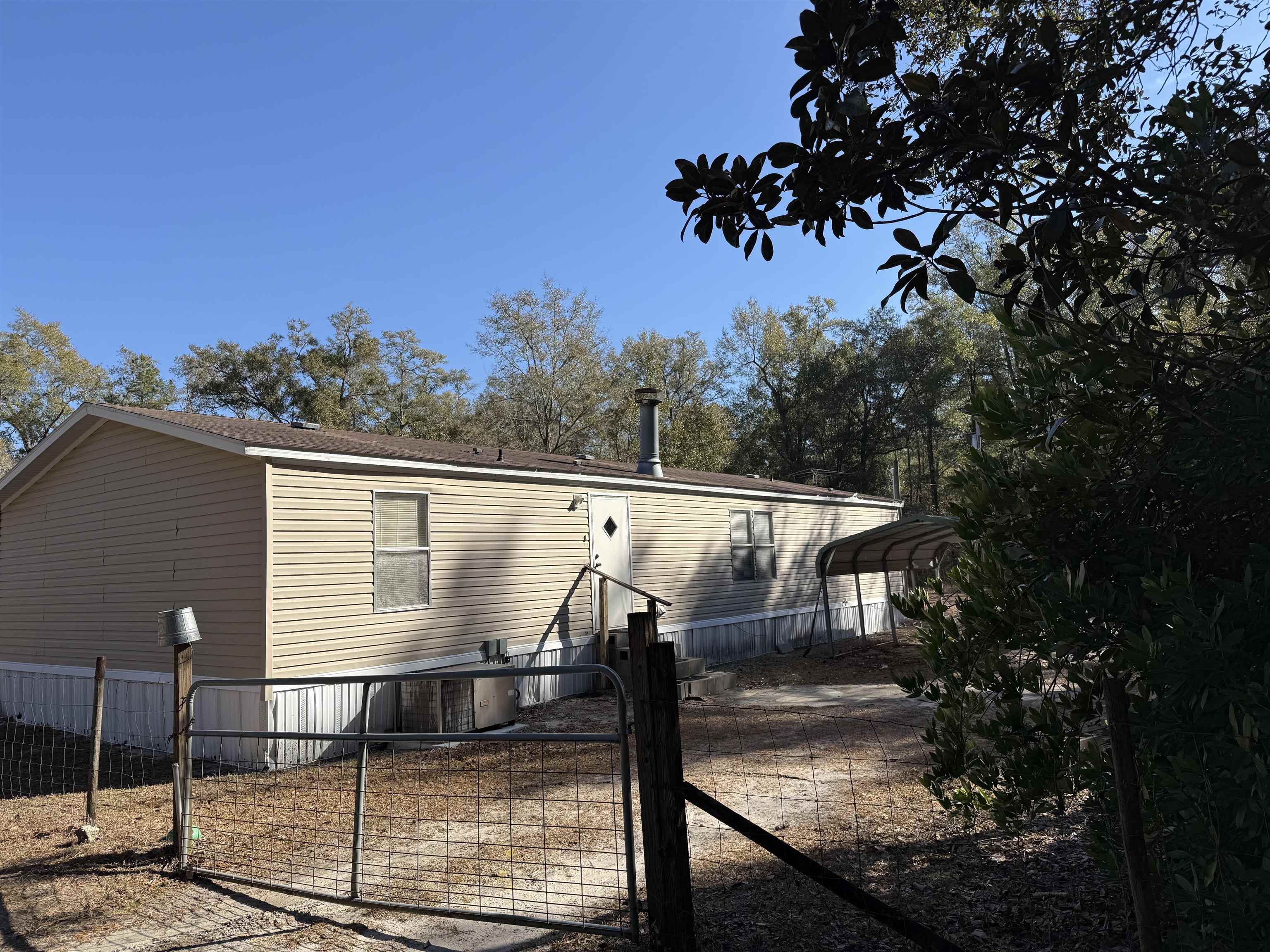 121 Roberts-Williams Road Crawfordville, FL 32327 - Photo 4 of 10