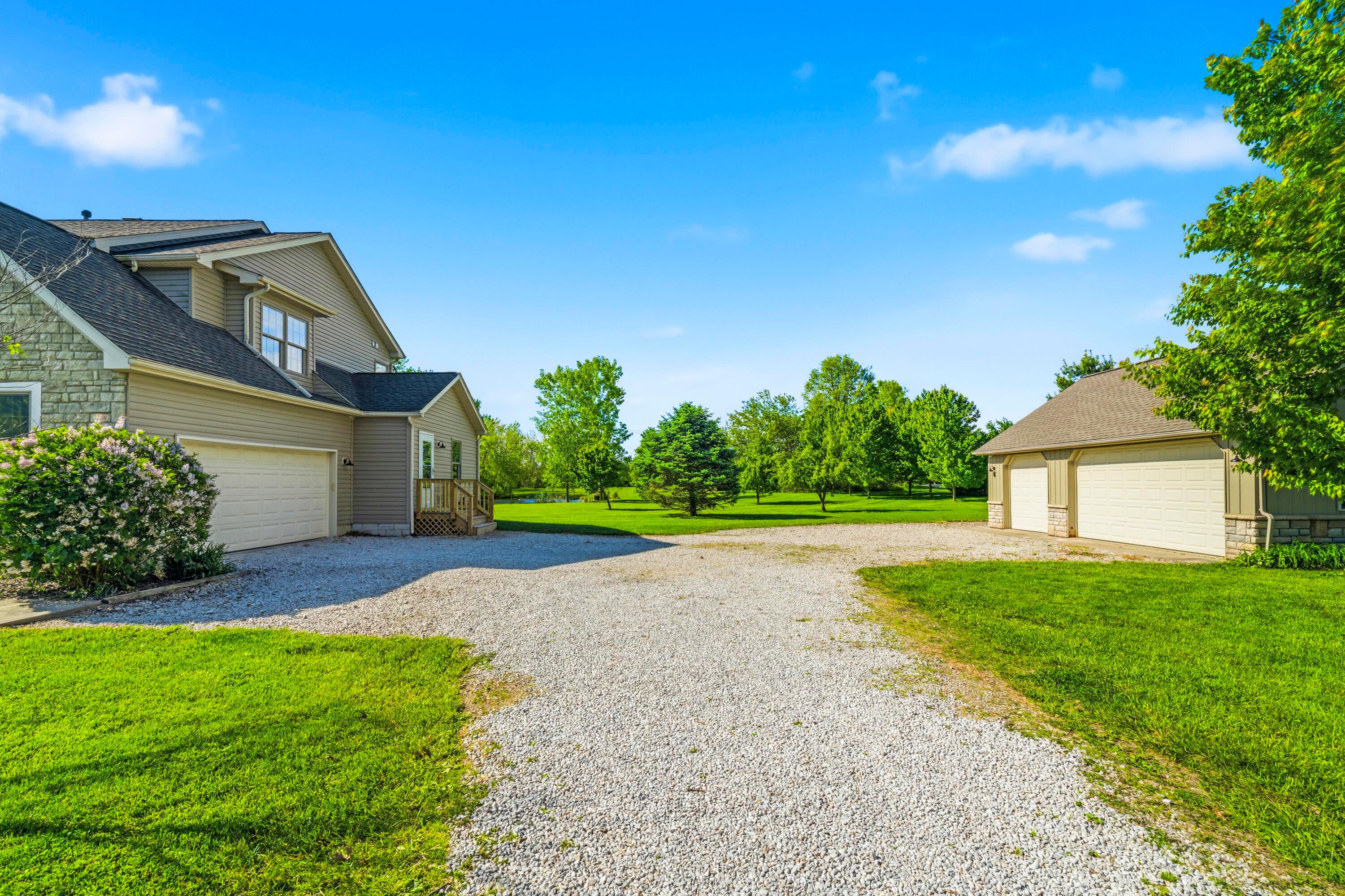 8507 Benner Road Johnstown, OH 43031 - Photo 61 of 69 5 car garage space!