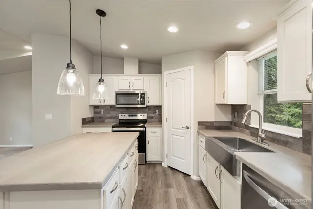 $449,000 | 13 Loretta Ln Port, Port Hadlock, WA 98339