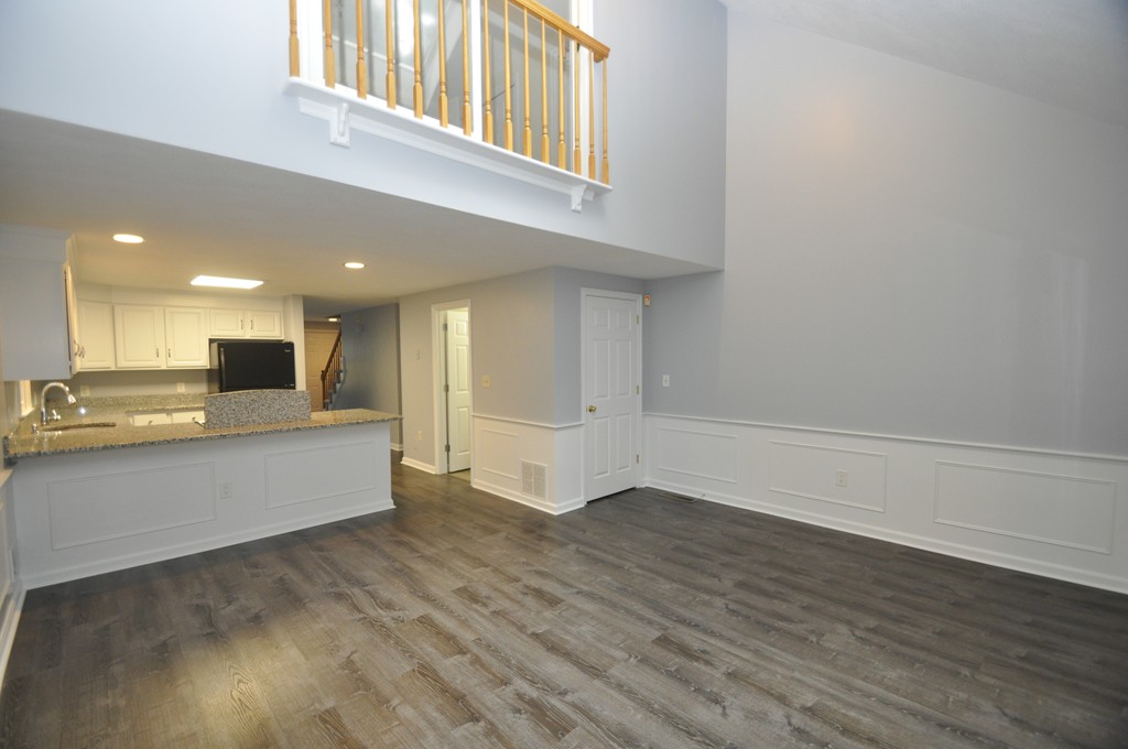 9 Averill Road, Unit 2 Middleton, MA 01949 - Photo 4 of 16 Gallery Image 4
