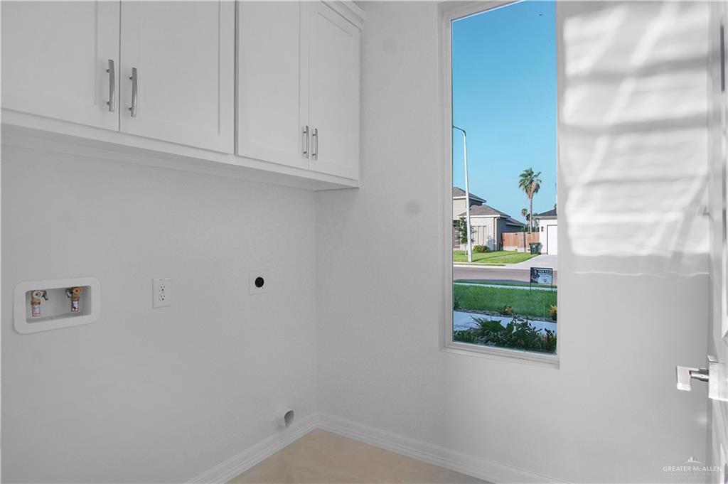 406 La Laguna Road Mission, TX 78572 - Photo 18 of 28
