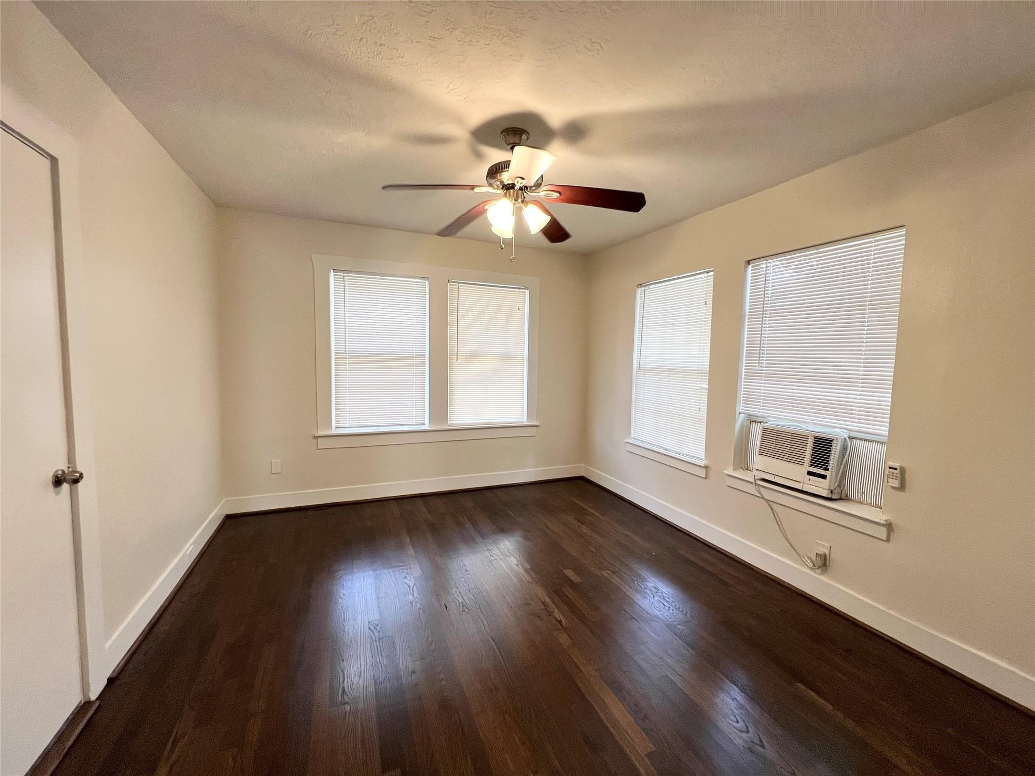 101 West 12th Street, Unit UP Houston, TX 77008 - Photo 11 of 15