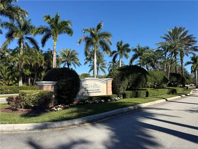 $2,200 | 6458 Emerald Dunes Drive, Unit 302, West Palm Beach, FL 33411