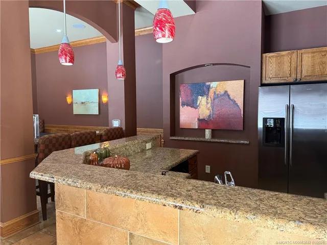 $2,200 | 6458 Emerald Dunes Drive, Unit 302, West Palm Beach, FL 33411