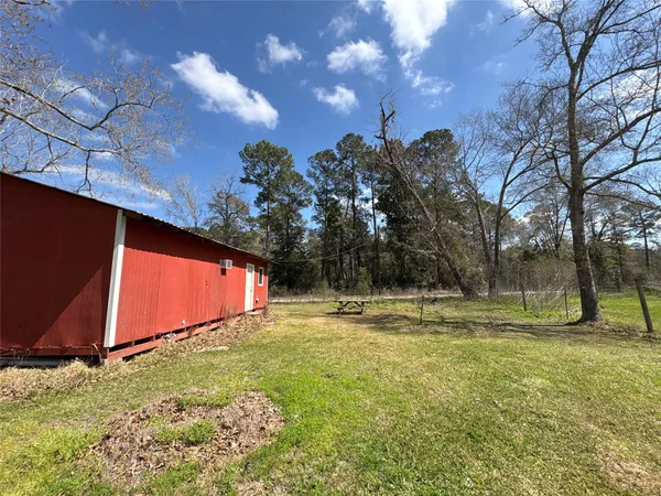 $130,000 | 1821 East Beverly Drive, Shepherd, TX 77371