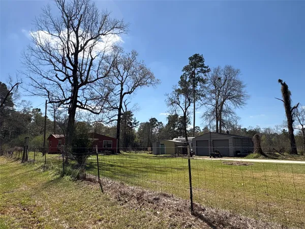 $130,000 | 1821 East Beverly Drive, Shepherd, TX 77371