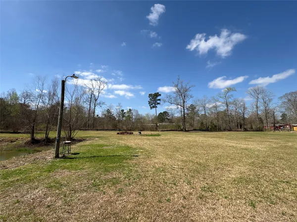 $130,000 | 1821 East Beverly Drive, Shepherd, TX 77371