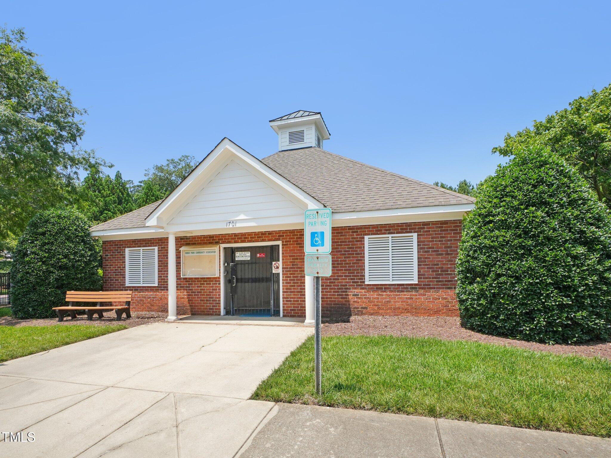 1817 Wysong Court Raleigh, NC 27612 - Photo 35 of 35 46-web-or-mls-Wysong Ct-0406-901