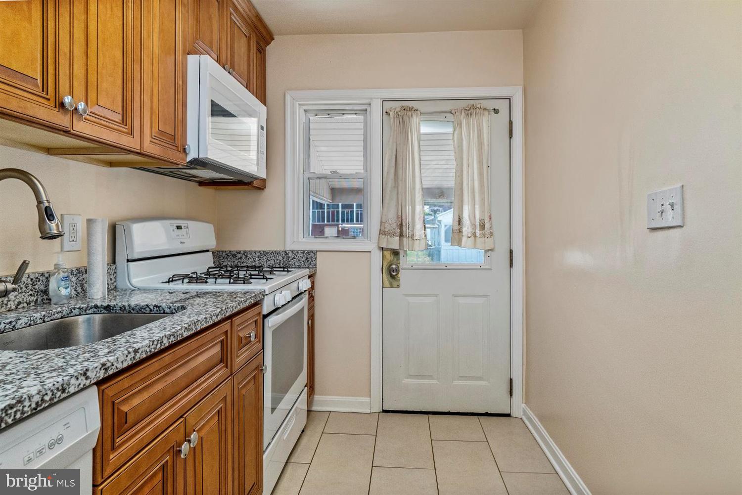 425 Torner Road Baltimore, MD 21221 - Photo 13 of 30