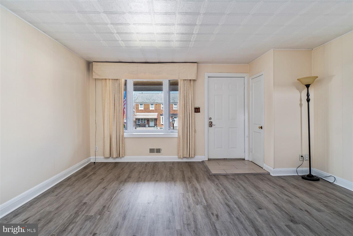 425 Torner Road Baltimore, MD 21221 - Photo 9 of 30