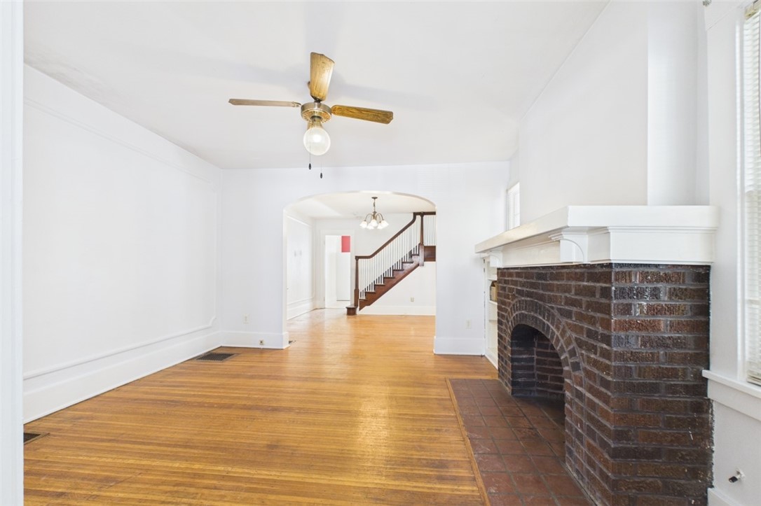 115-117 Genesee Park Boulevard Rochester, NY 14611 - Photo 36 of 50 2 bed unit living/dining room