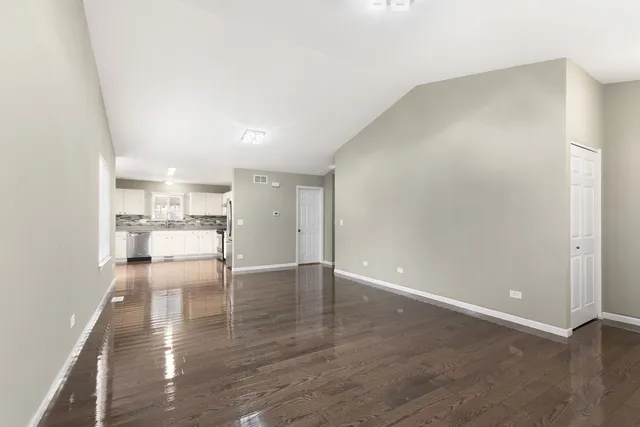 $310,000 | 1308 Dahlgren Lane, Minooka, IL 60447