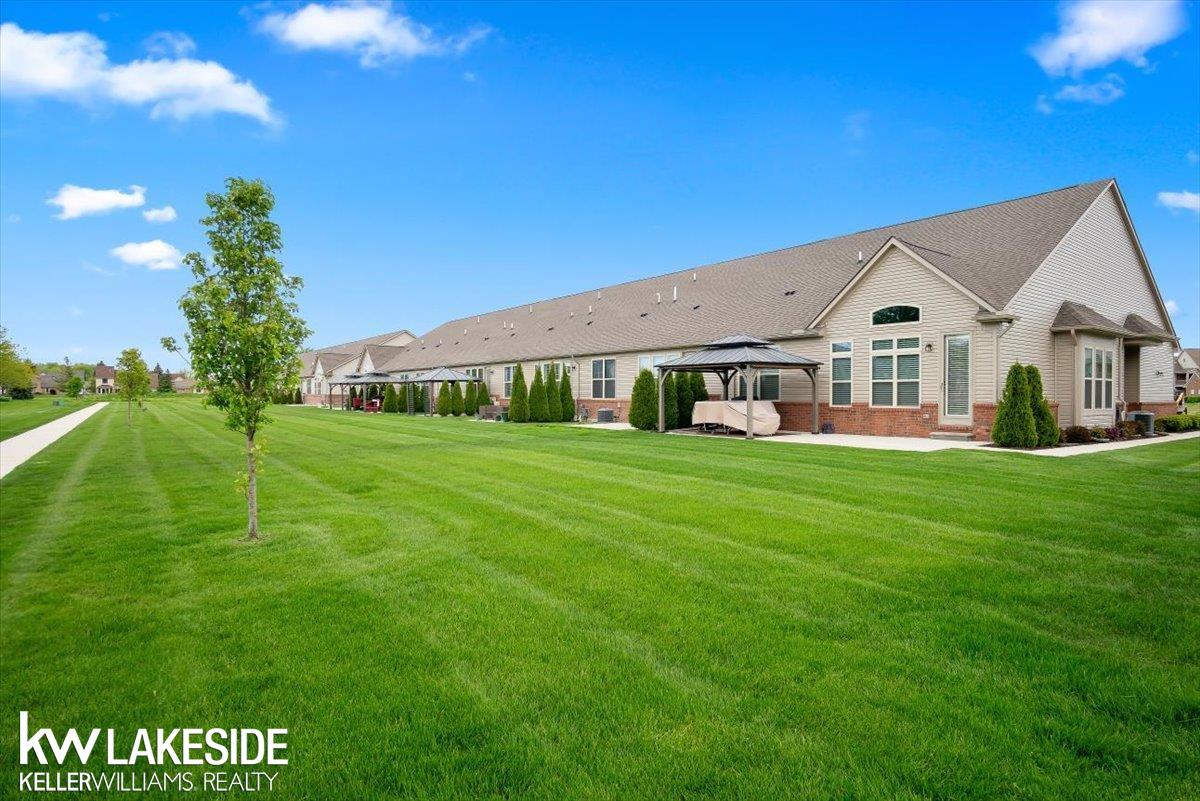 48389 Whittington Road New Baltimore, MI 48047 - Photo 30 of 34 Gallery Image 30