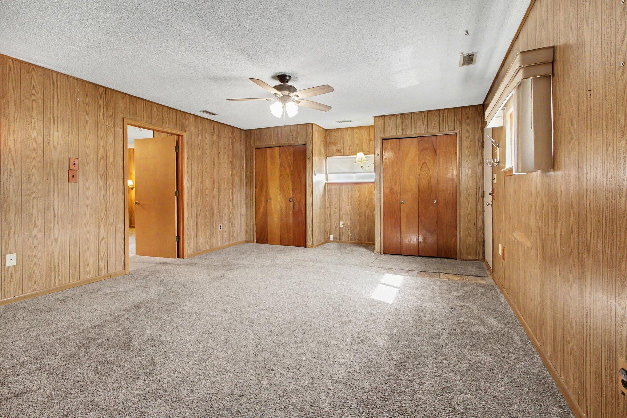 1711 Grove Road Ypsilanti, MI 48198 - Photo 9 of 28 016_file_5934