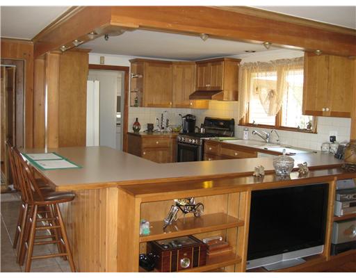 2525 Harkney Hill Road Coventry, RI 02816 - Photo 10 of 12 Kitchen.