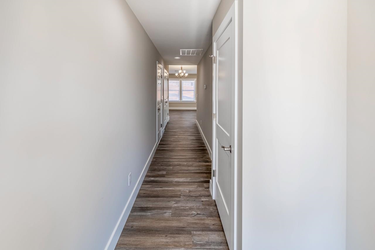 97 Sunrise Road Spartanburg, SC 29302 - Photo 4 of 11 Gallery Image 4