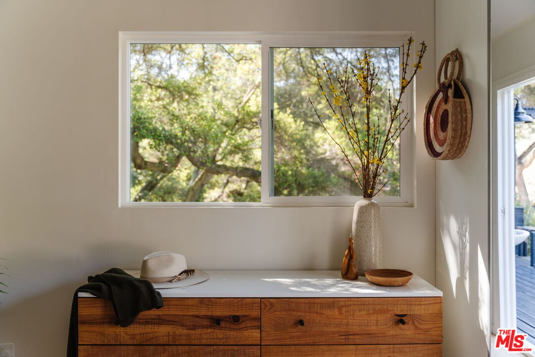 20906 Fontaine Road Topanga, CA 90290 - Photo 28 of 73