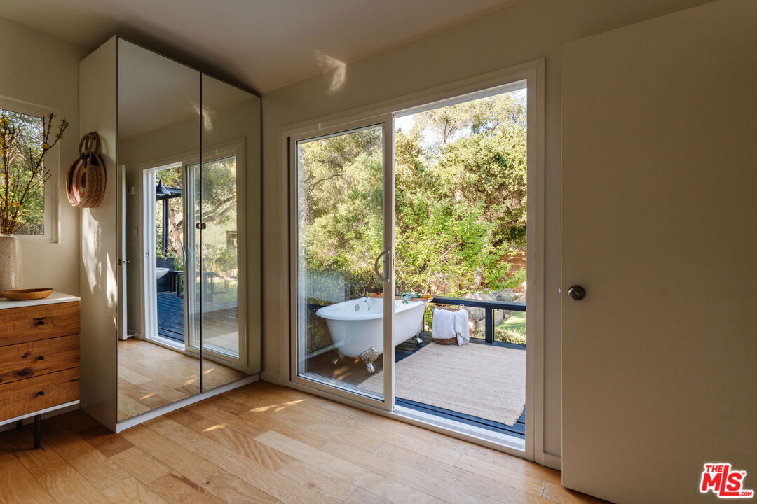 20906 Fontaine Road Topanga, CA 90290 - Photo 33 of 73