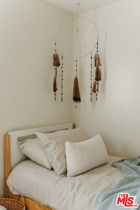 20906 Fontaine Road Topanga, CA 90290 - Photo 42 of 73 a bathroom with a bathtub and shower