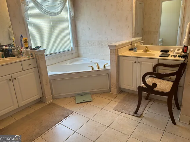 $525,000 | 1221 Rhodes Walk Southwest, Conyers, GA 30094