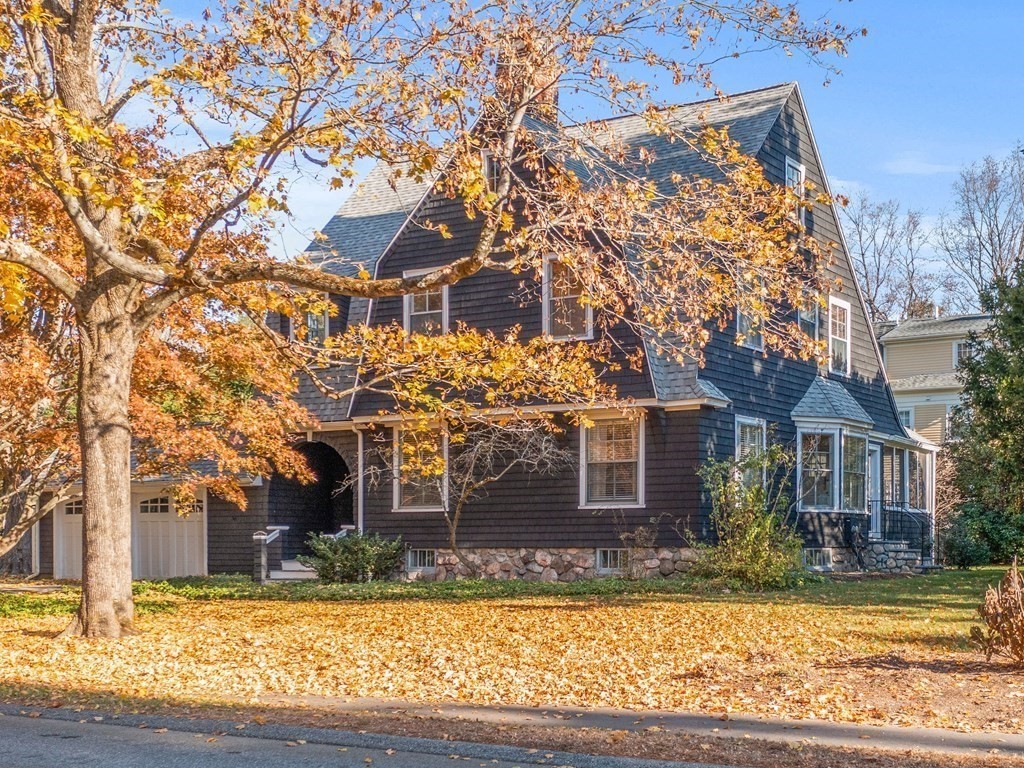 38 Dover Road Wellesley, MA 02482 - Photo 1 of 22