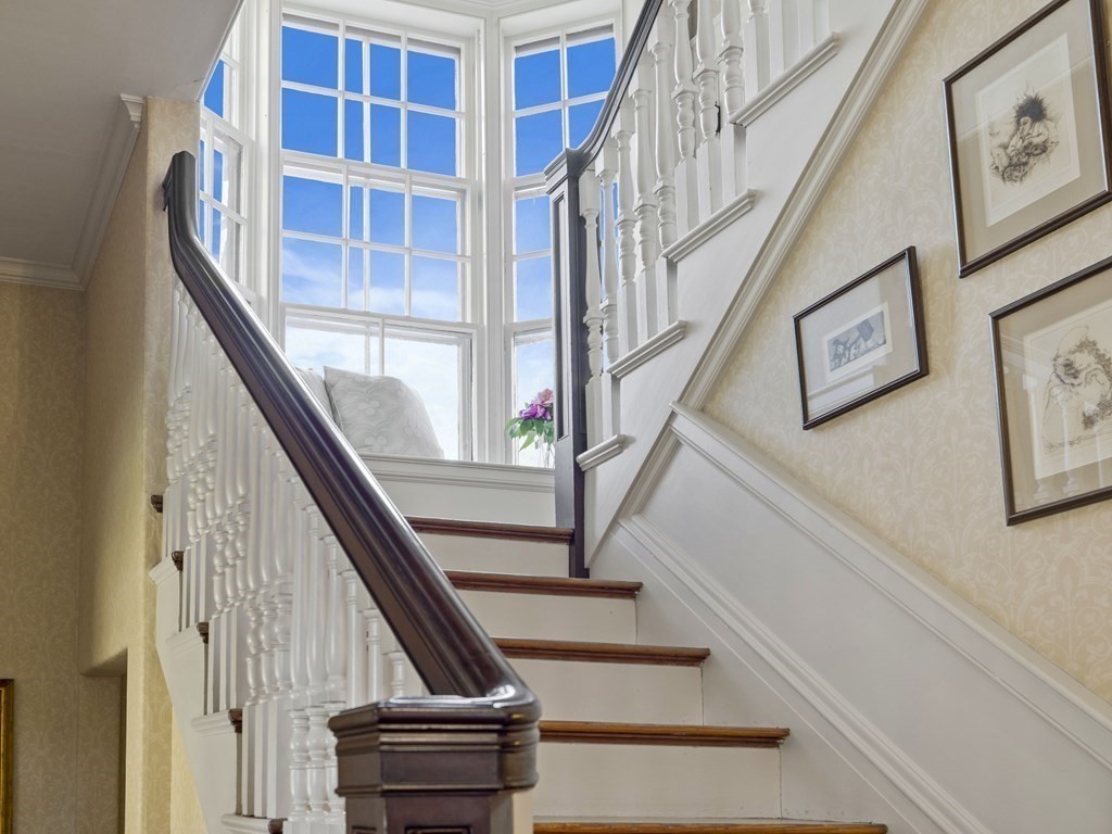 38 Dover Road Wellesley, MA 02482 - Photo 13 of 22