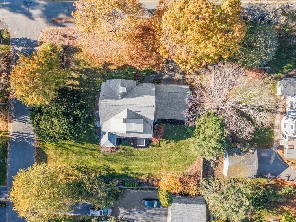 38 Dover Road Wellesley, MA 02482 - Photo 19 of 22