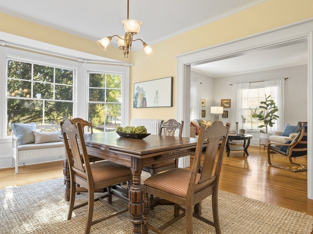 38 Dover Road Wellesley, MA 02482 - Photo 8 of 22