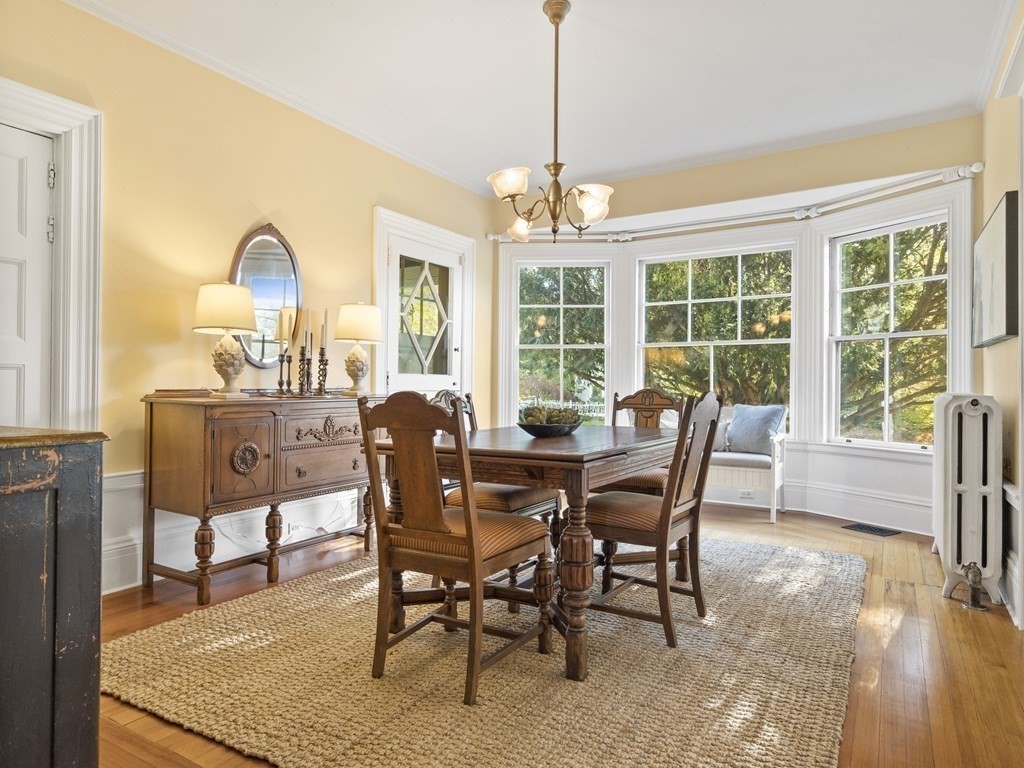 38 Dover Road Wellesley, MA 02482 - Photo 9 of 22