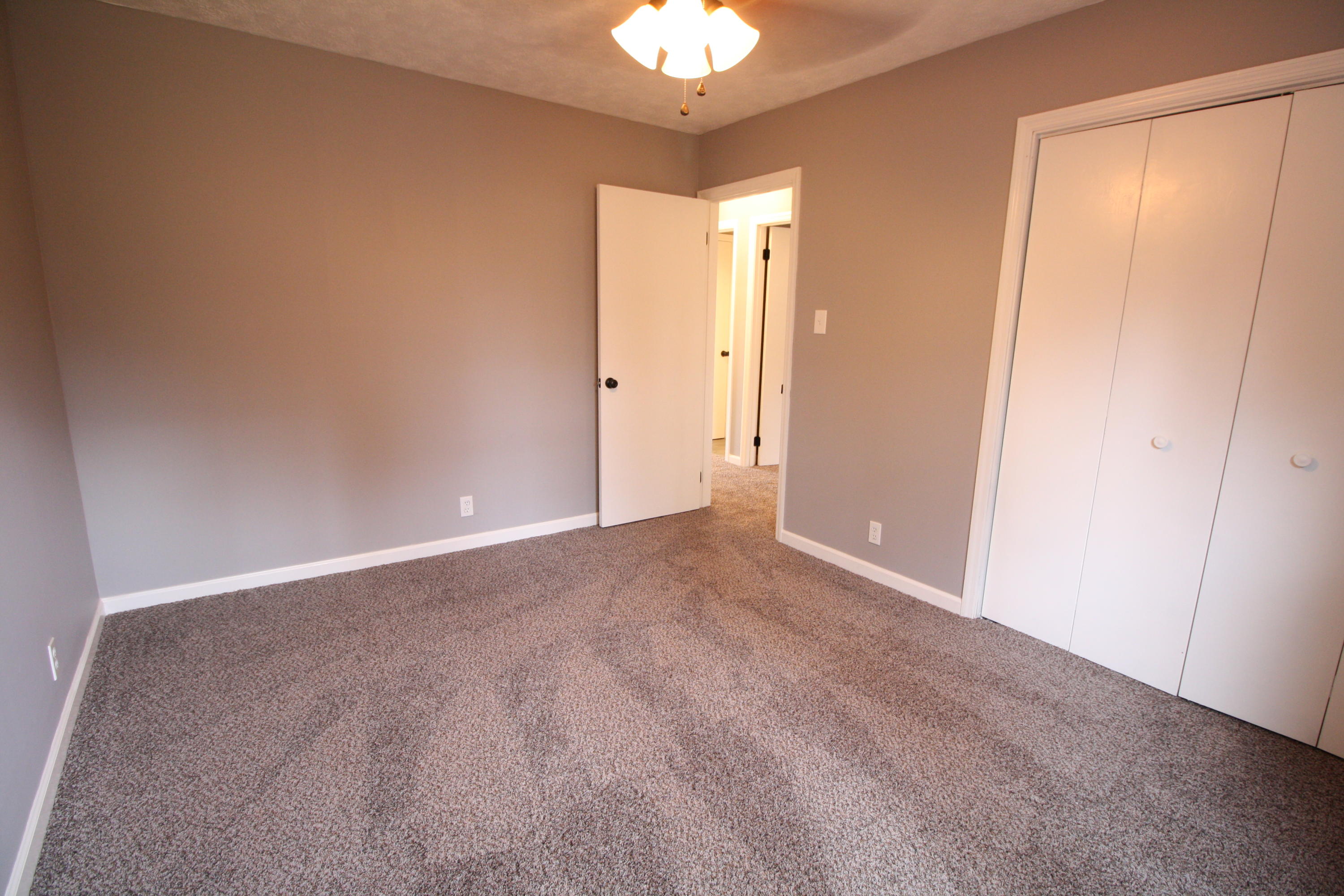 1602 Wilson Road Knoxville, TN 37912 - Photo 25 of 26 IMG_6876