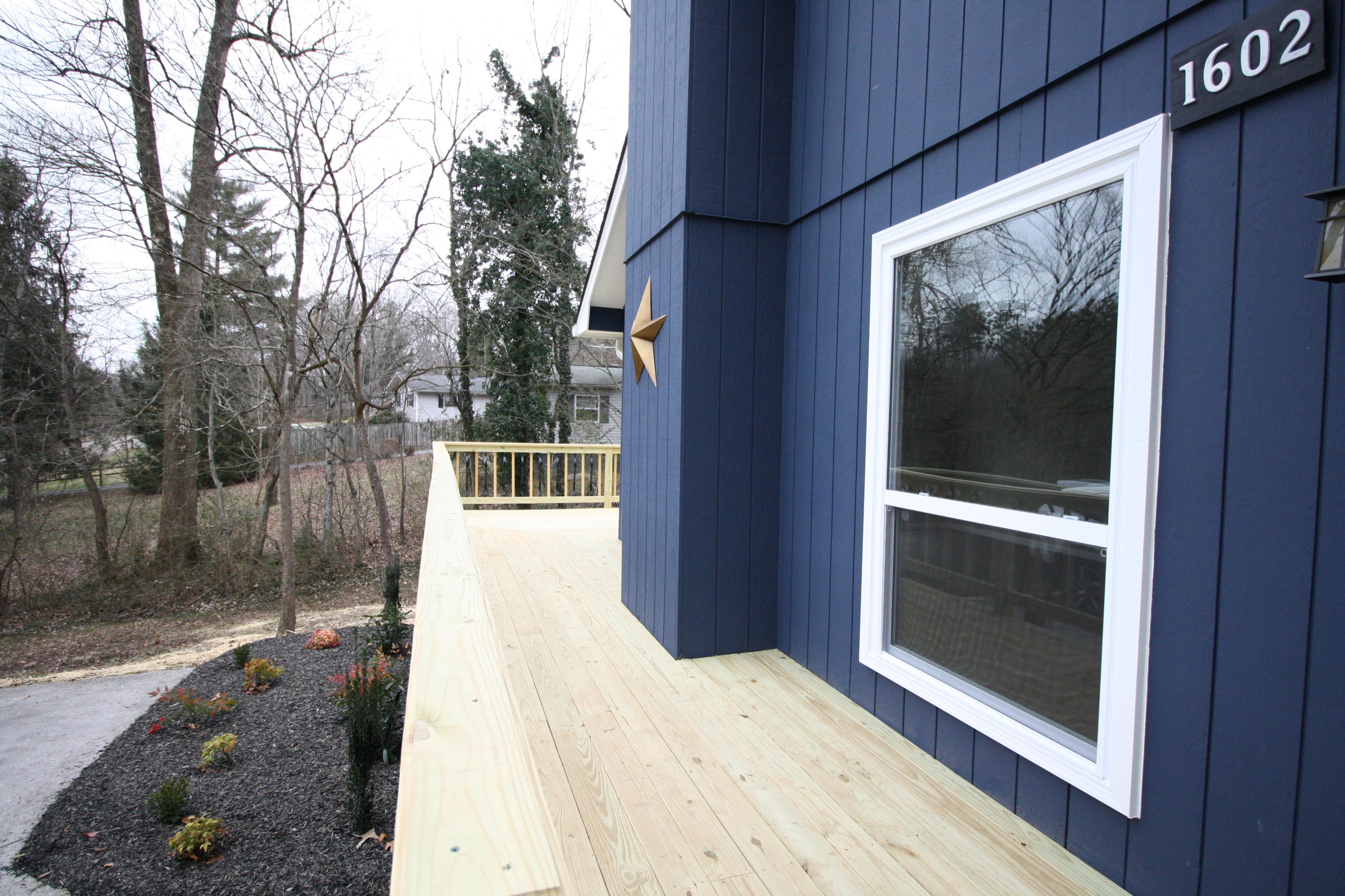 1602 Wilson Road Knoxville, TN 37912 - Photo 4 of 26 IMG_6836