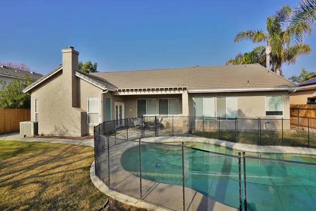 $470,000 | 845 Redwood Circle, Hanford, CA 93230