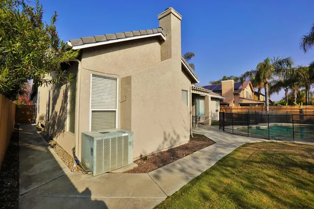 $470,000 | 845 Redwood Circle, Hanford, CA 93230